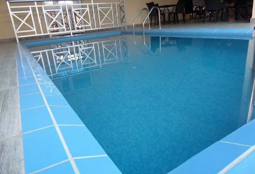 Providence Hotel And Suites