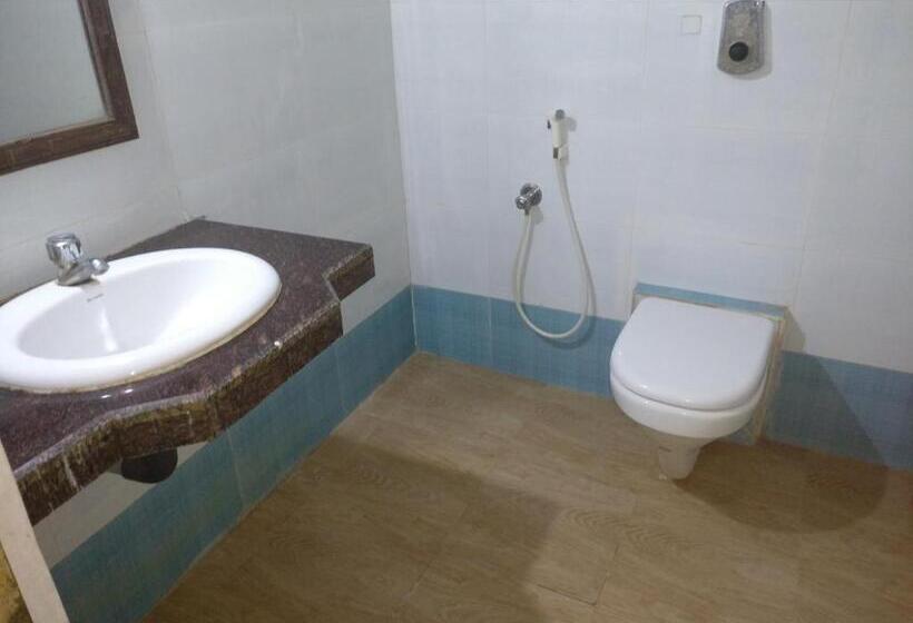 בית מלון כפרי Surya