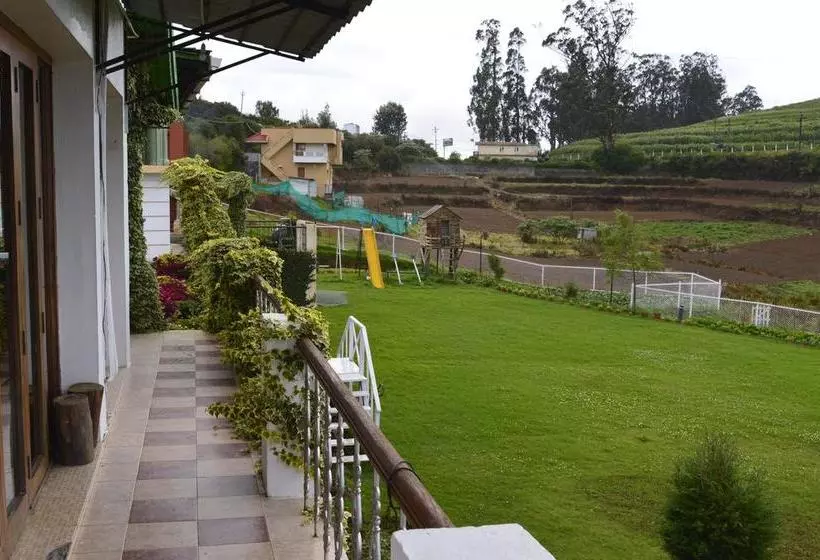هتل Fitness De Royale Organic County
