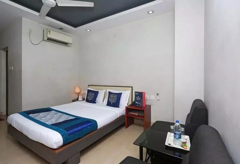 هتل Treebo Trip Residency Square