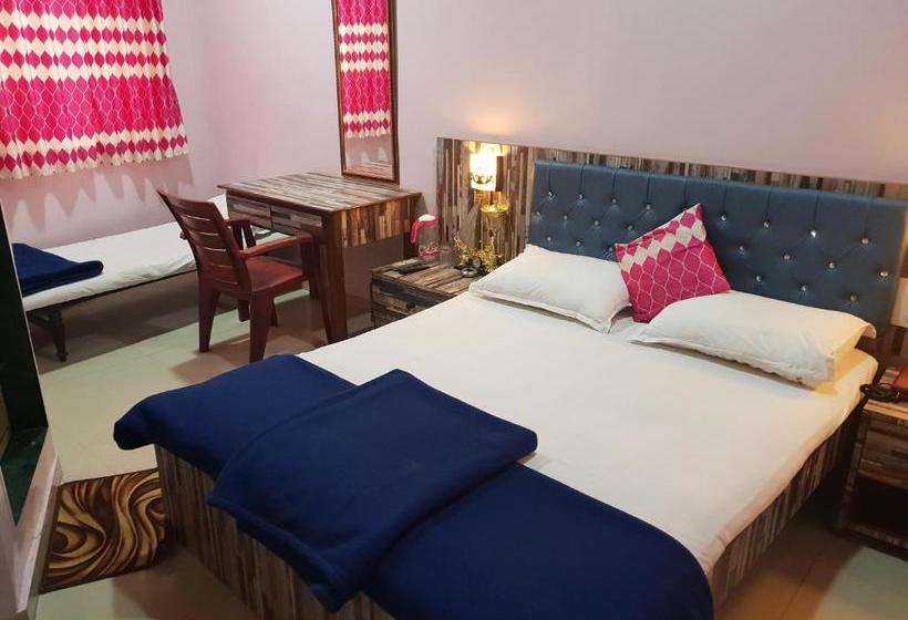 호텔 Srk  Grant Road