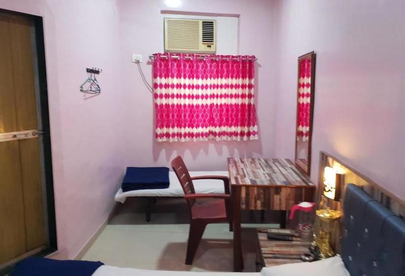 호텔 Srk  Grant Road