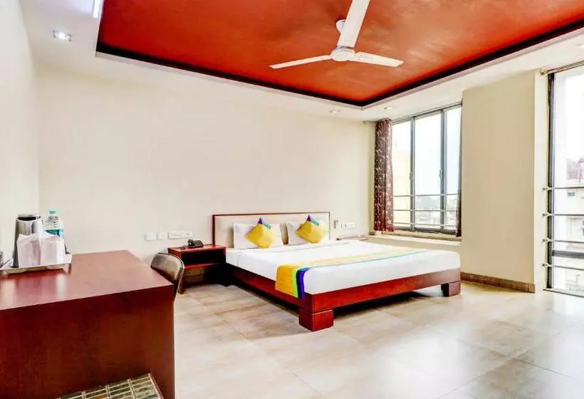 هتل Treebo Trip Residency Square