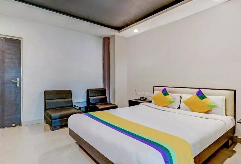 هتل Treebo Trip Residency Square