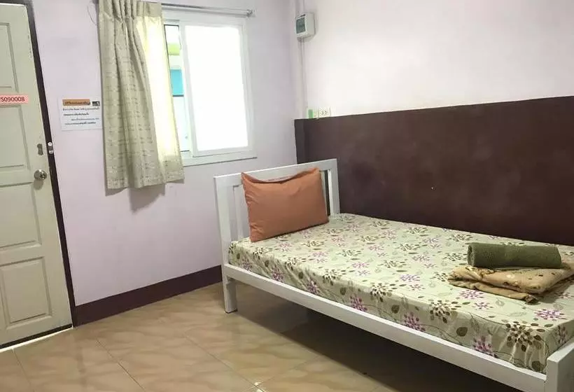 هتل Winny Apartment Rayong