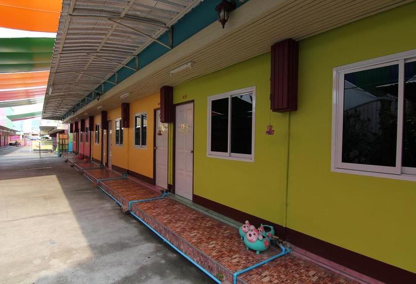 هتل Winny Apartment Rayong