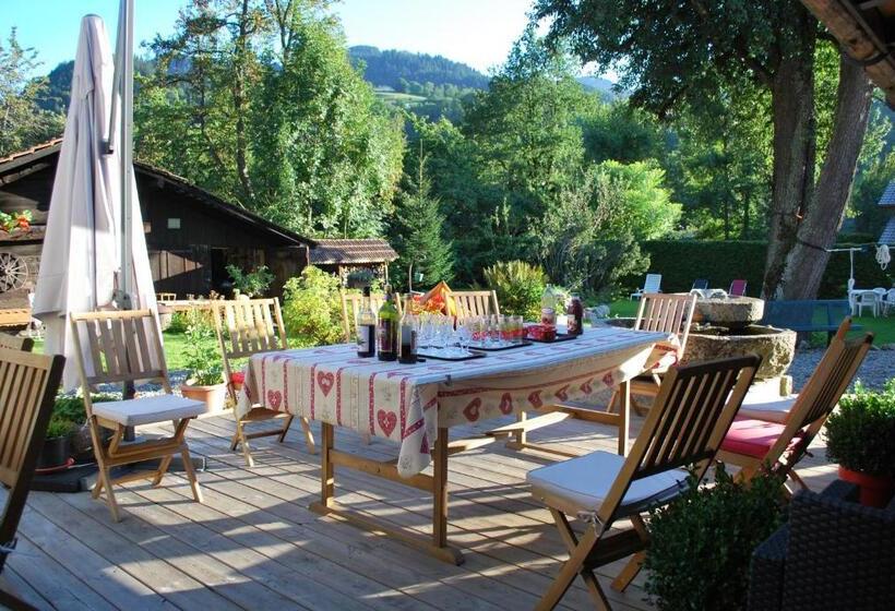 مبيت وإفطار Chalet L'aiglon