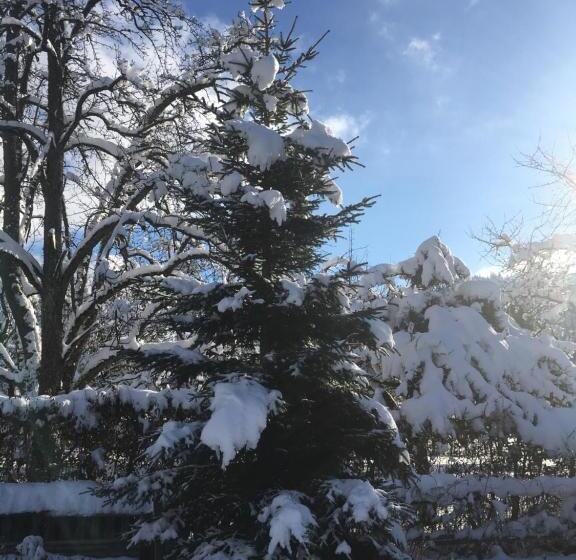 مبيت وإفطار Chalet L'aiglon