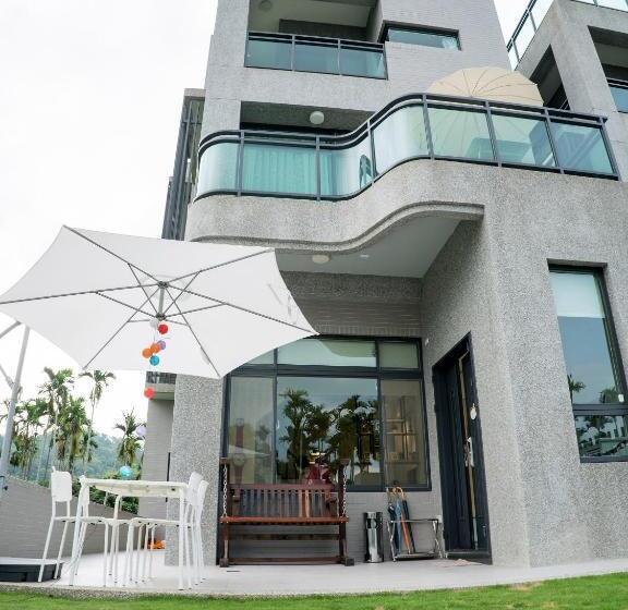 تختخواب و صبحانه 集集16號 百大金質好客民宿