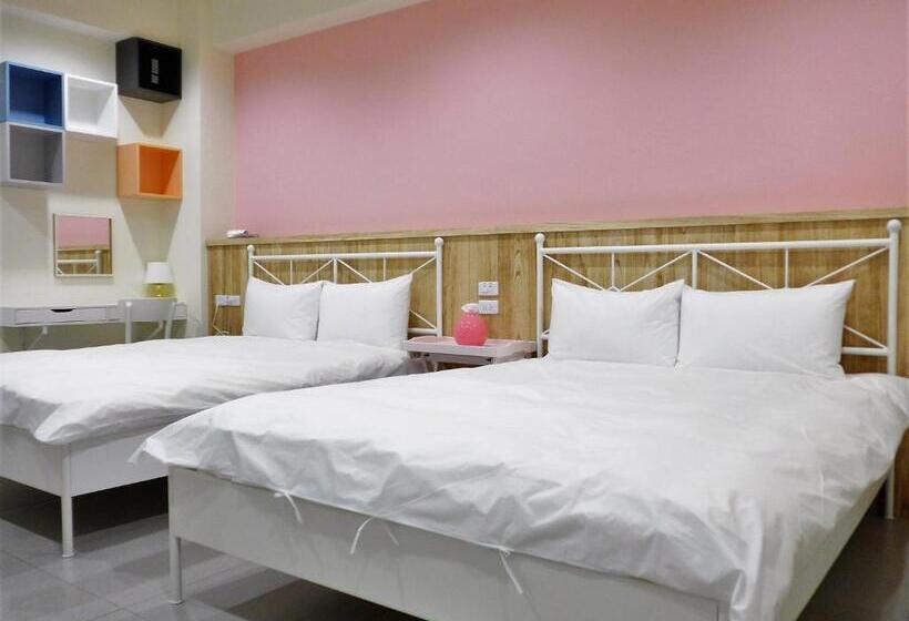 تختخواب و صبحانه 集集16號 百大金質好客民宿