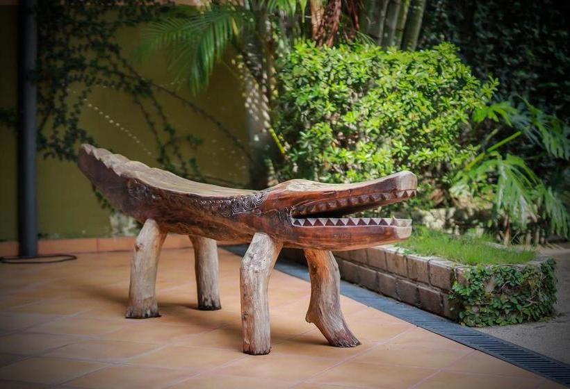 مبيت وإفطار Tamarindo Inn