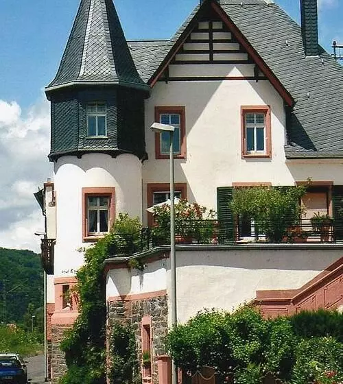 ベッドアンドブレックファースト Wohnen Im Burg