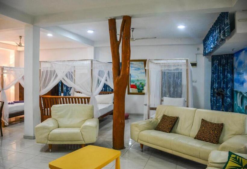 هتل Blue Horizon Beach