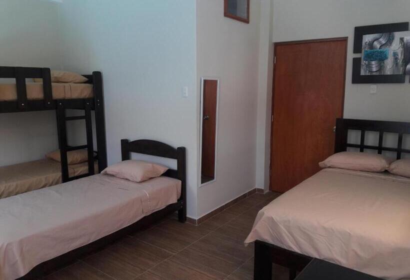 ホテル Bungalows Rupay Wasi