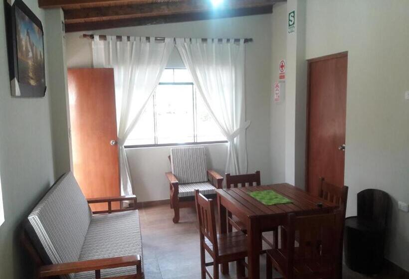 ホテル Bungalows Rupay Wasi