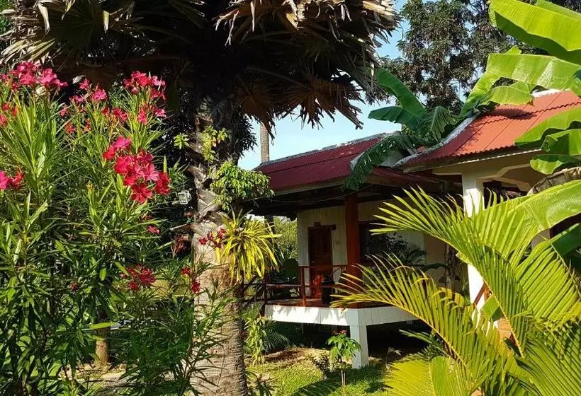 هتل Gecko Village