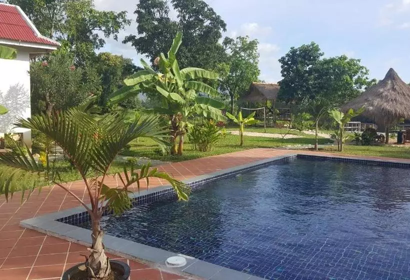 هتل Gecko Village