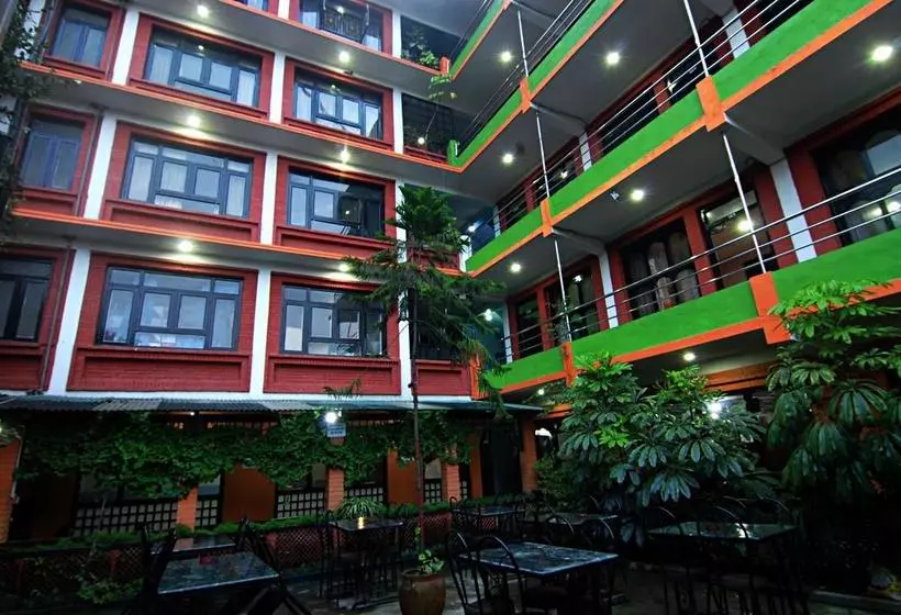 Hotel Kuti