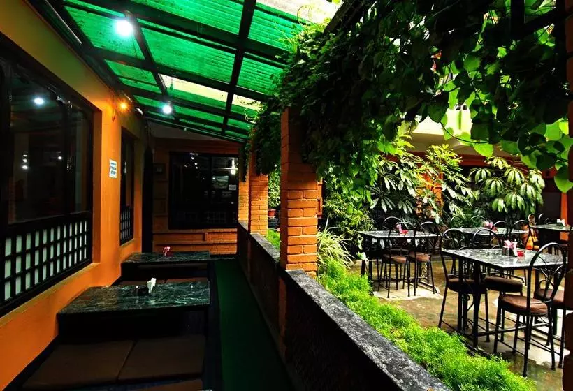 Hotel Kuti