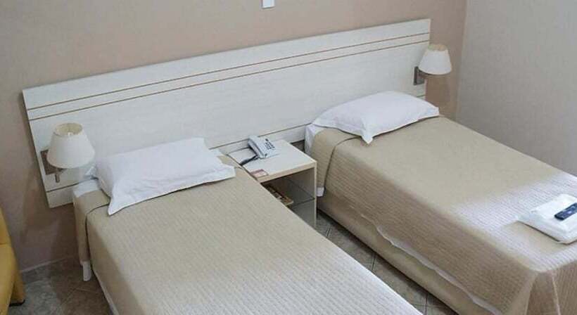 酒店 Manhuaçu Center