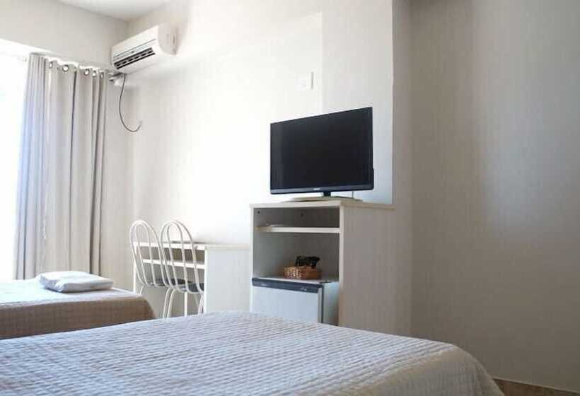 酒店 Manhuaçu Center