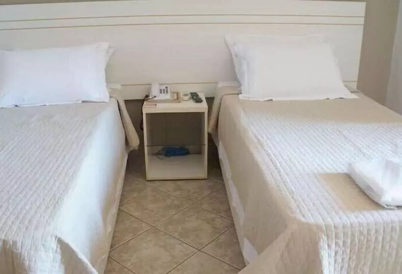 Hotelli Manhuaçu Center