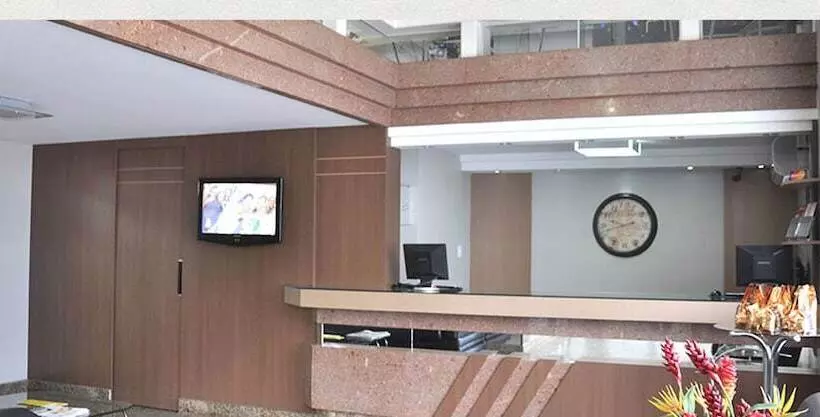 Hotelli Manhuaçu Center