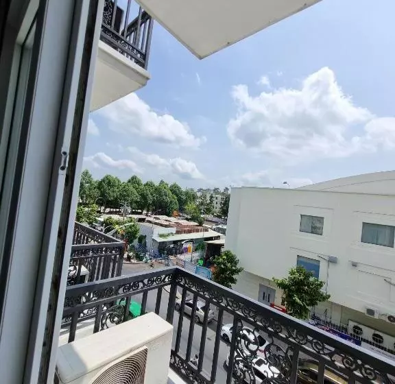 هتل Minh Khue