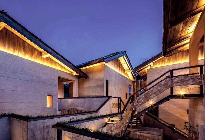 בית מלון כפרי Shangrila Karesansui