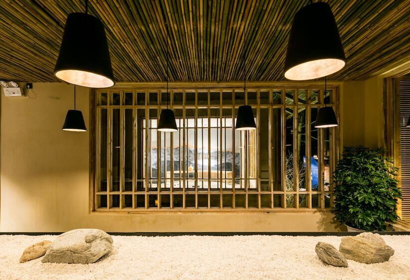 בית מלון כפרי Shangrila Karesansui