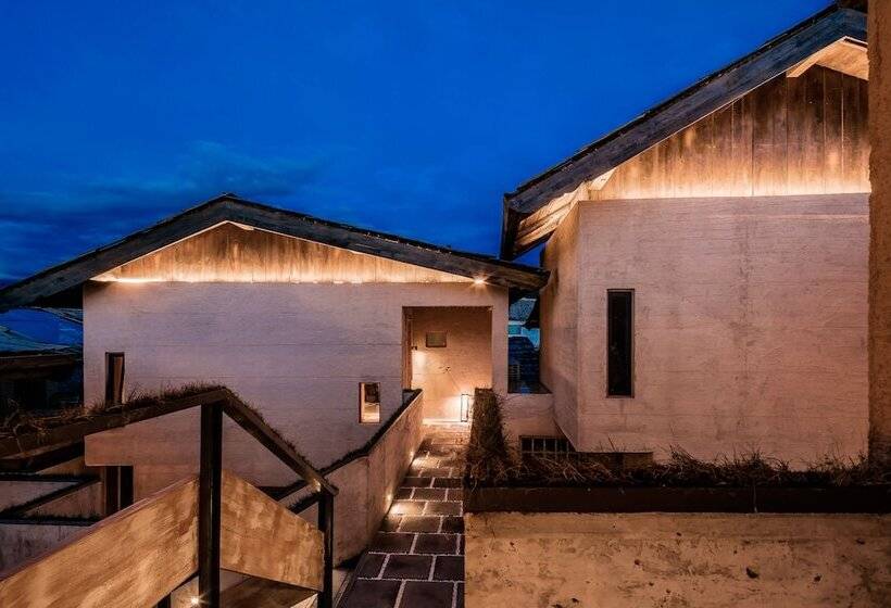 בית מלון כפרי Shangrila Karesansui