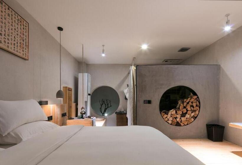 בית מלון כפרי Shangrila Karesansui