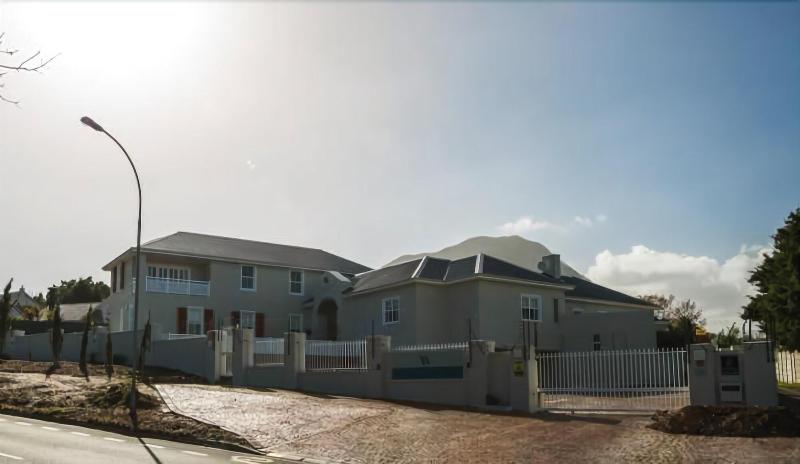 فندق Waterstone Lodge