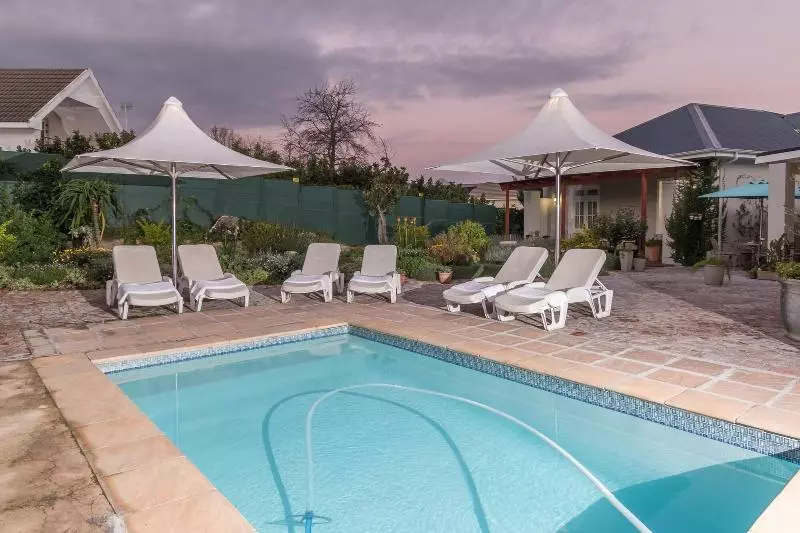 Hotelli Waterstone Lodge