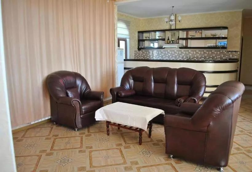 مُتل Seki Qonaq Evi