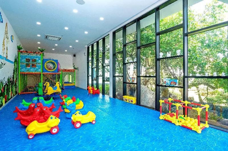 استراحتگاه Oceanami Villas & Beach Club  Managed By Oceanami Group