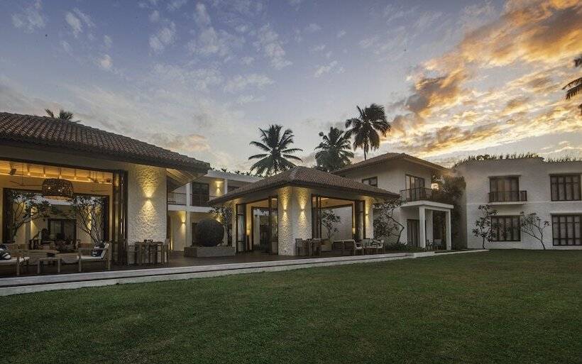 בית מלון כפרי Kumu Beach