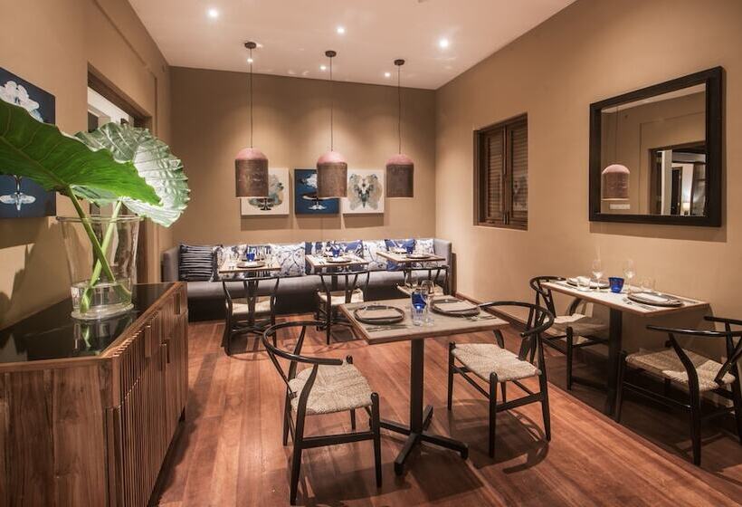 בית מלון כפרי Kumu Beach