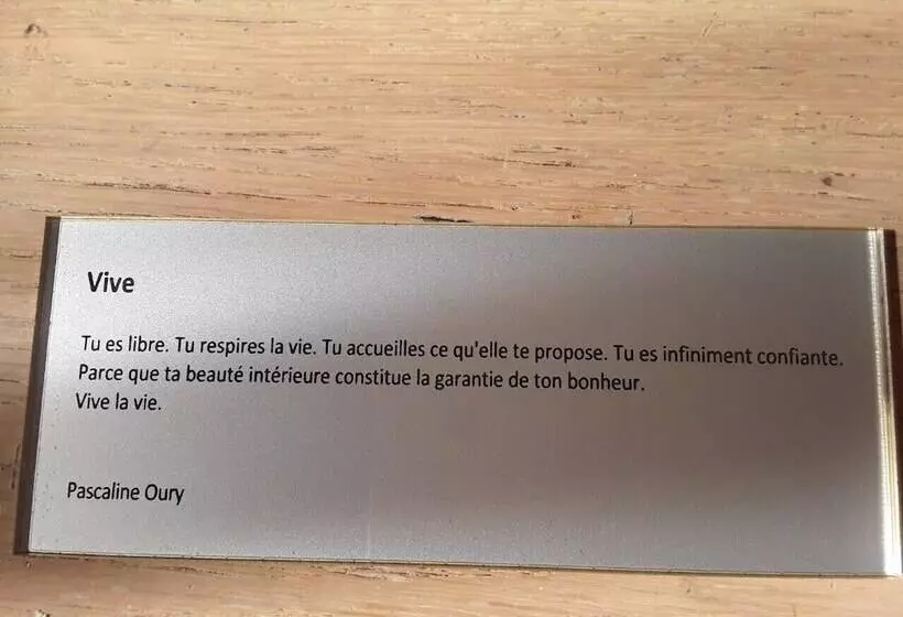 Hotelli Le Chanteraine