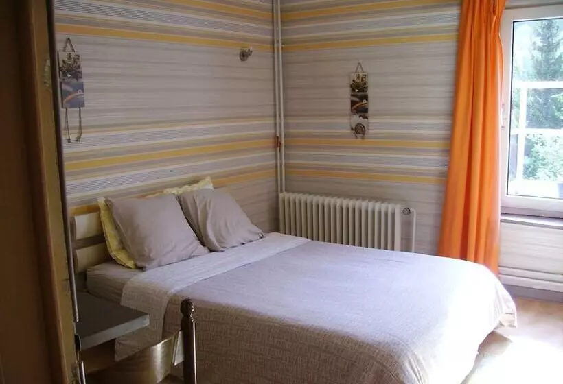 Hotelli Le Chanteraine