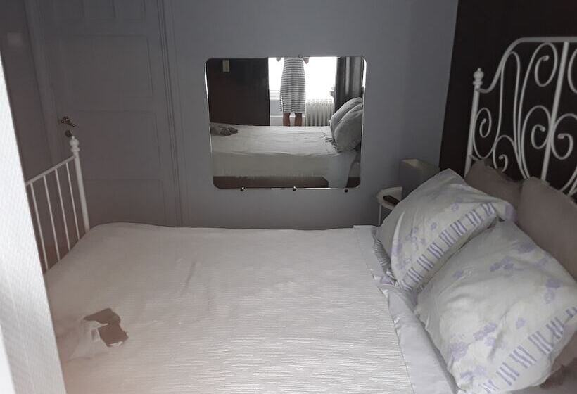 هتل Le Chanteraine