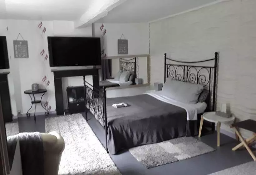 Hotelli Le Chanteraine