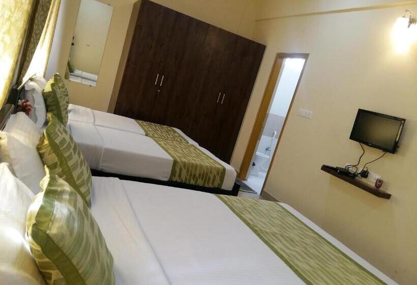 فندق Suvarna Compact