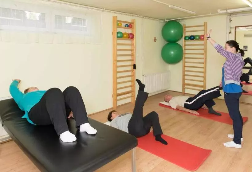 Aamiaismajoitus (B&B) Borbányai Rehabilitációs Ház