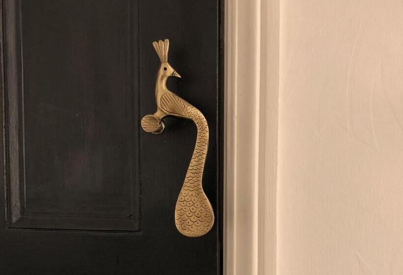 Bed and Breakfast High Tor Guest House