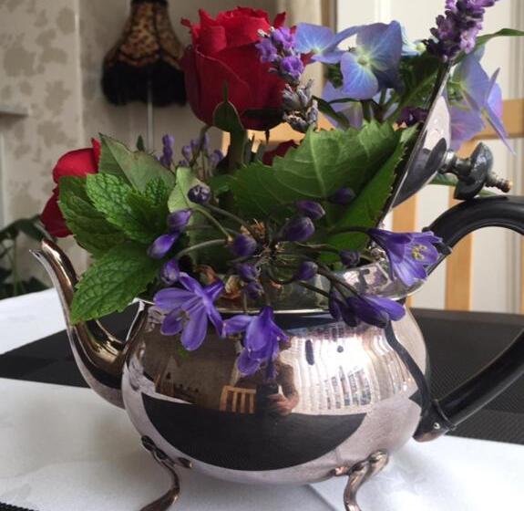 Bed and Breakfast High Tor Guest House