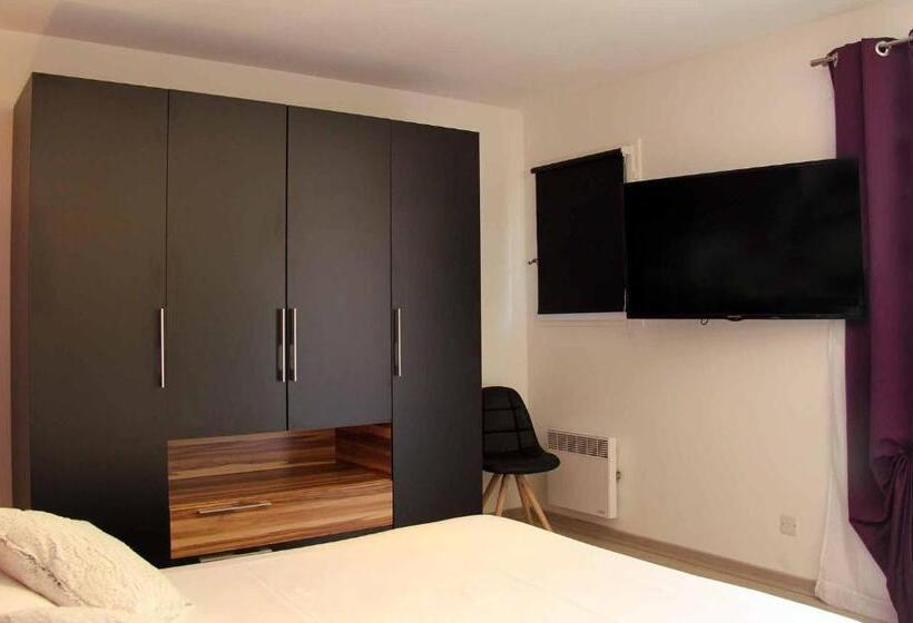 تختخواب و صبحانه Le Jardin De Celina