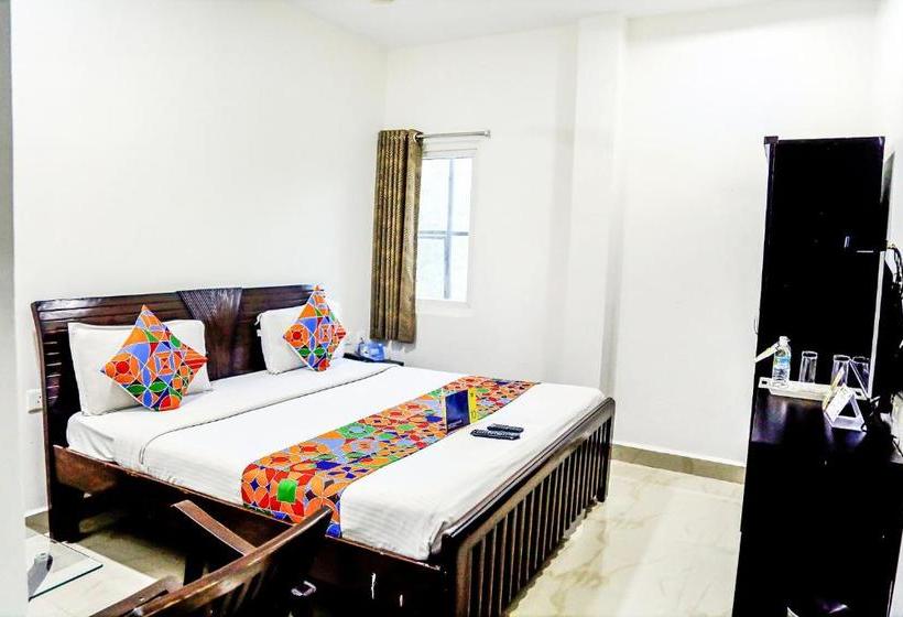 Hotel Fabexpress Essvee Mg Road Vijayawada