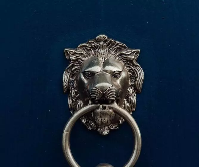 Hotelli Arthur S Bar & Accommodation