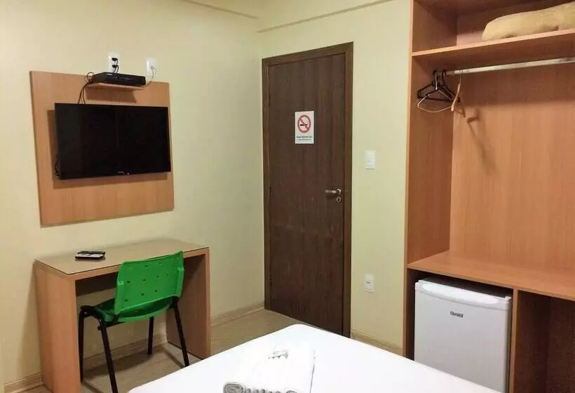 Hotelli Brasil Center